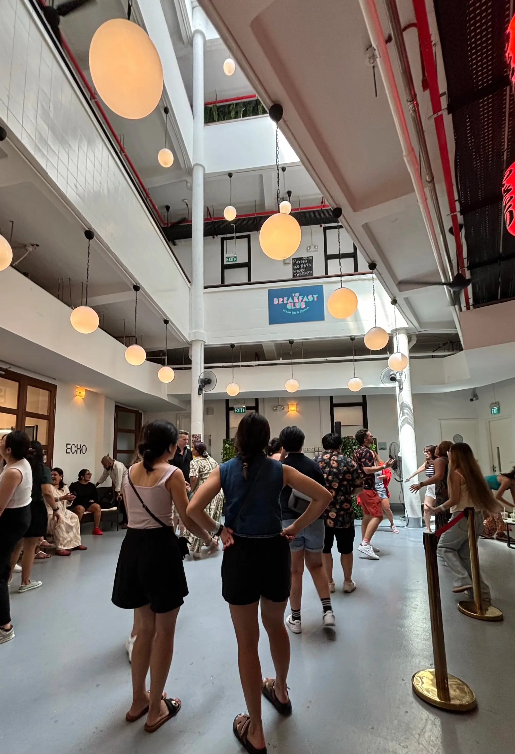 wakeup&dance: AM Rave - Image 1